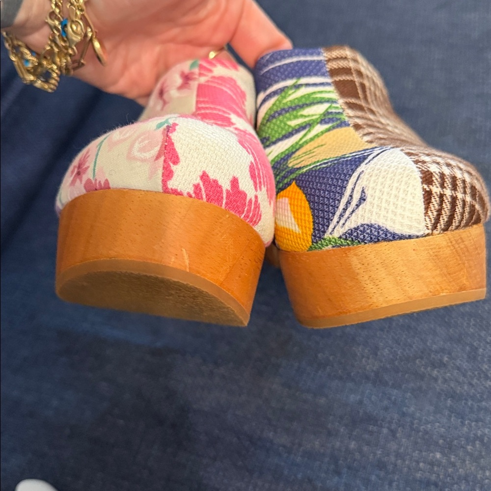 Charlotte Stone Marlo Chesterfield Clogs - Picture 6 of 6